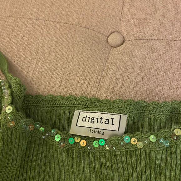 Y2K tank - Picture 2 of 4